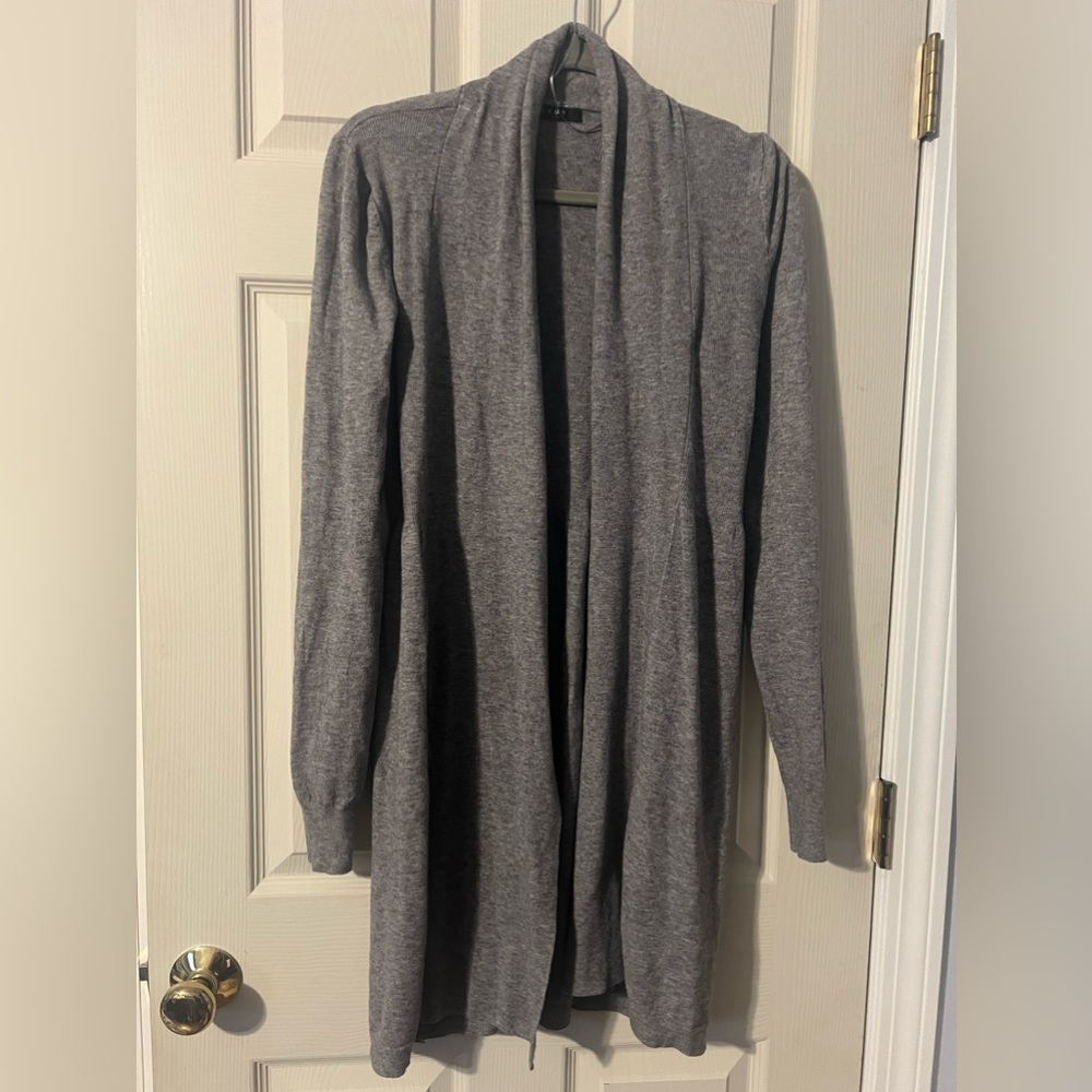 Cyrus gray long open cardigan no pockets women's Medium